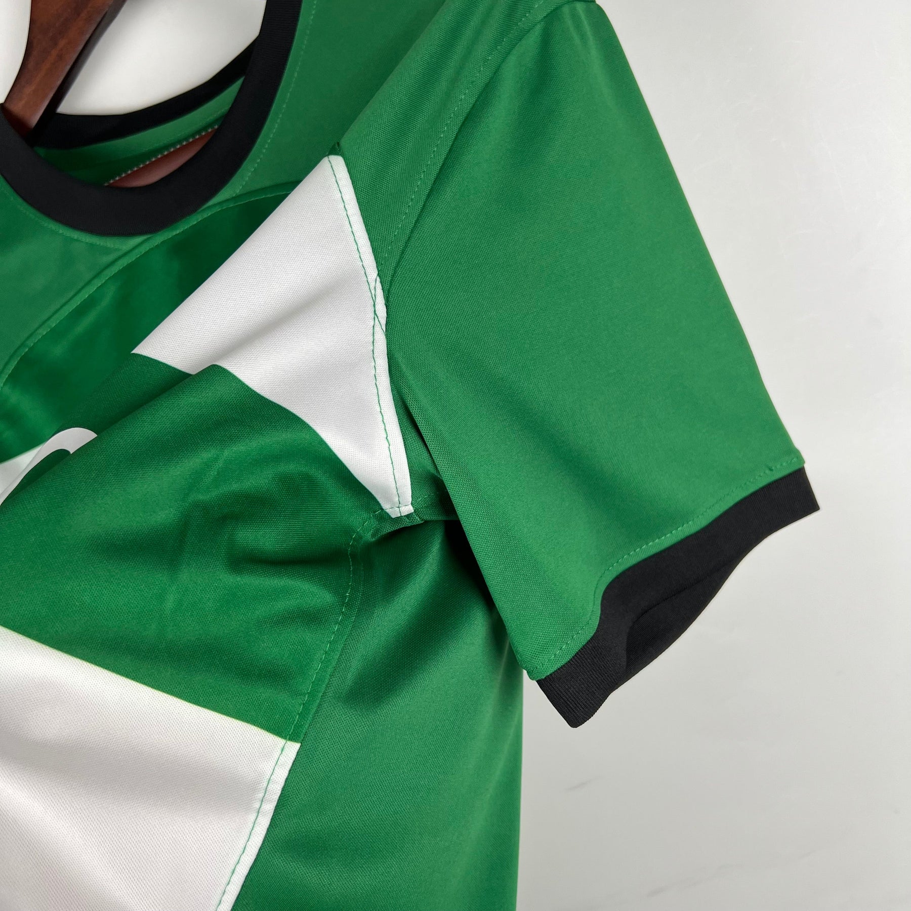 Camisa Sporting I 23/24 - Verde e Branco | Futmantos