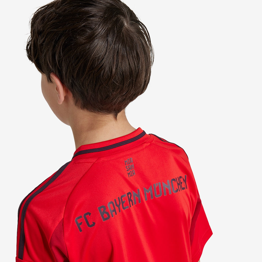 Conjunto Infantil Bayern de Munique 2024/25 I Torcedor