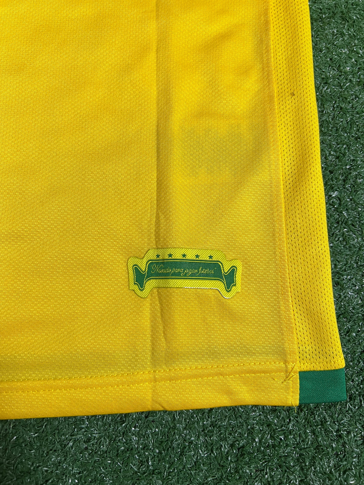 Camisa Brasil 2006- Ronaldinho # 10 | FutMantos