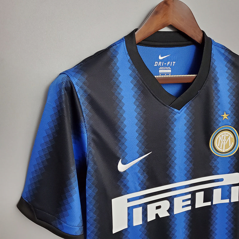 Camisa Inter de Milão Retrô 2010/2011 Azul e Preta | Futmantos