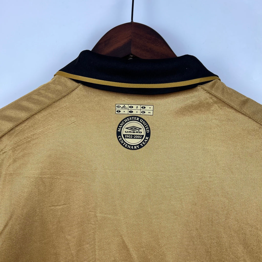 Camisa Manchester United 01/02 Modelo Retrô 100 Anos Masculina- Braca e preta, Dourada e Preta Dupla Face | Futmantos