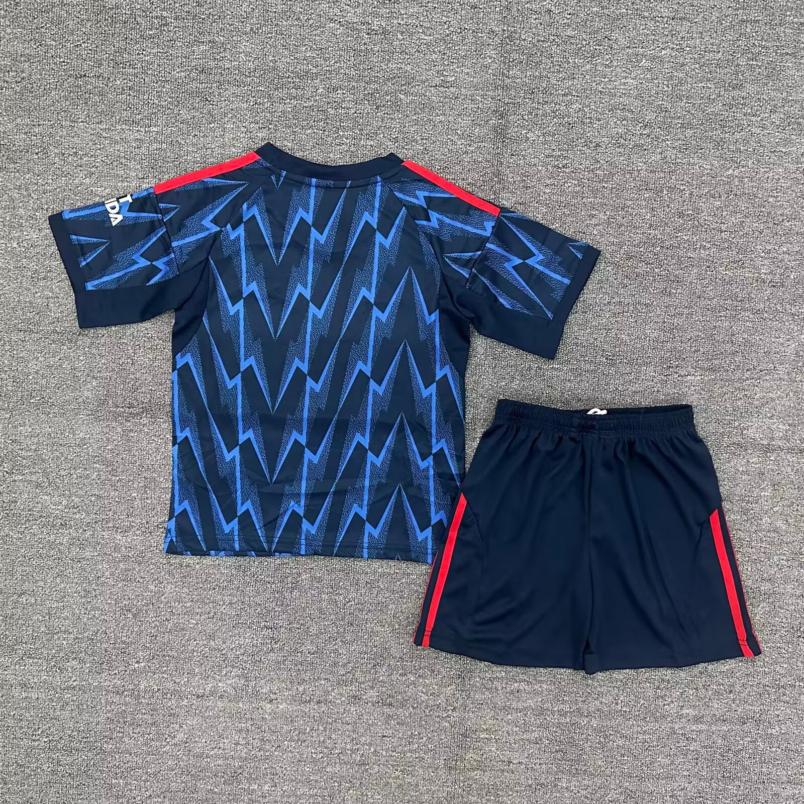 Conjunto Infantil Arsenal II 2025/26 | Futmantos