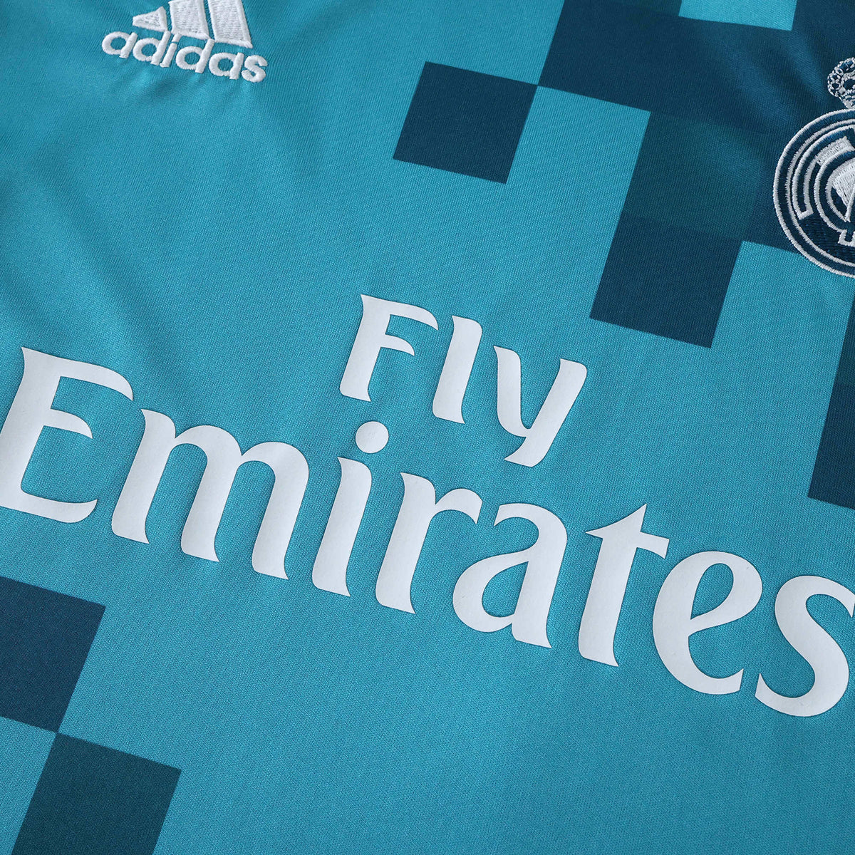 Kit Infantil Real Madrid 2017/18 III