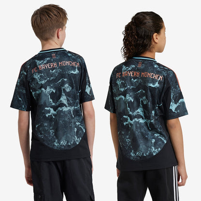 Kit Infantil Bayern de Munique II 24/25 Torcedor | FutMantos