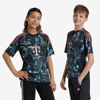 Kit Infantil Bayern de Munique II 24/25 Torcedor | FutMantos