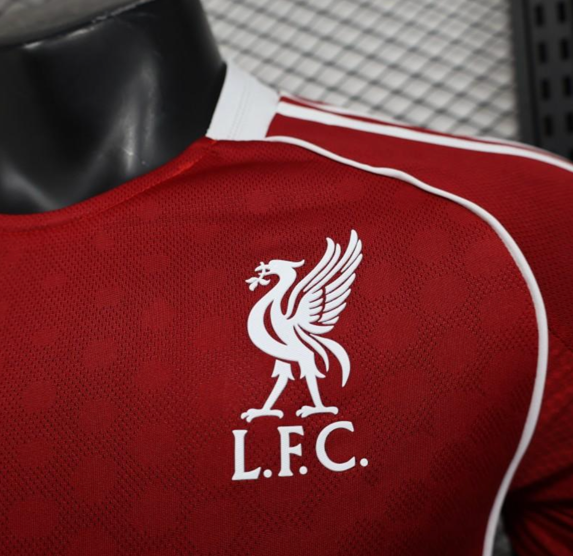 Camisa Liverpool I 25/26 - Versão Jogador | Futmantos