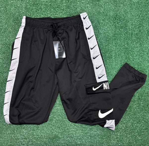 Calça Nike com Bolso
