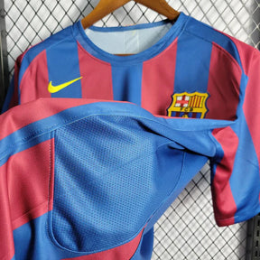 Camisa Barcelona 2006/2007 - Ronaldinho #10 | Futmantos