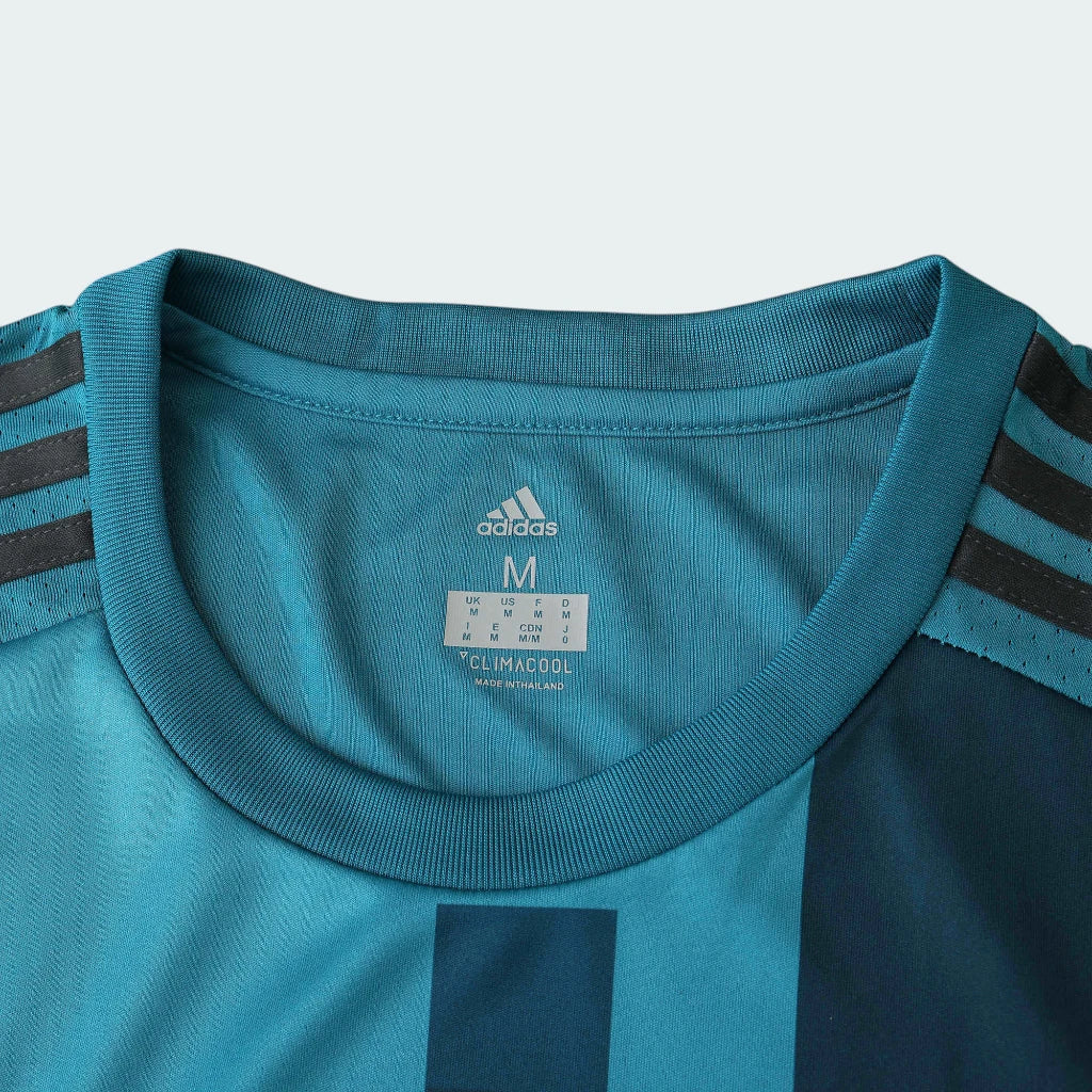 Camisa Real Madrid 2017/18 III Manga Longa