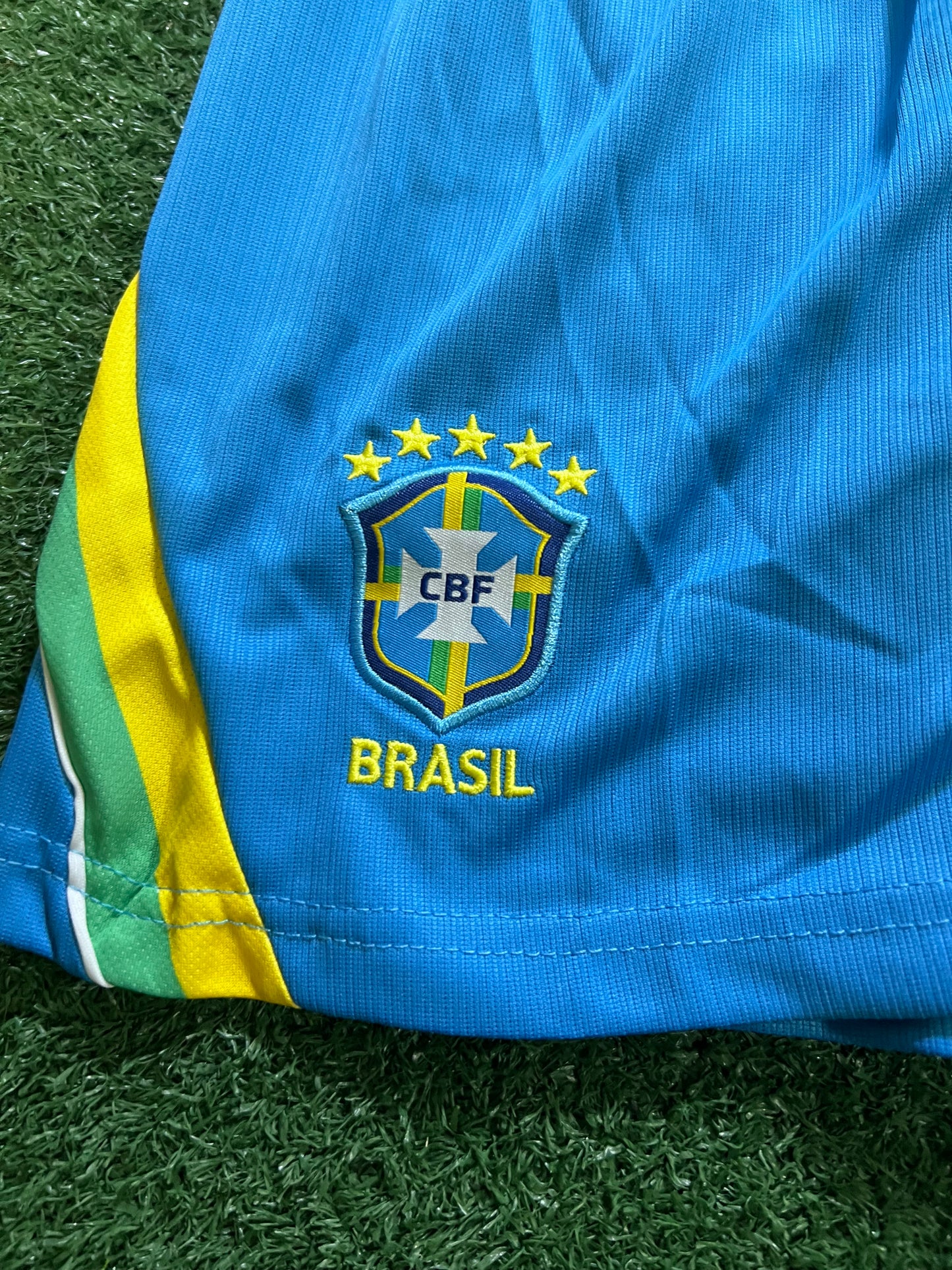 kit Infantil Brasil I 26/27 - Amarelo-ISAAC#8 |  FutMantos