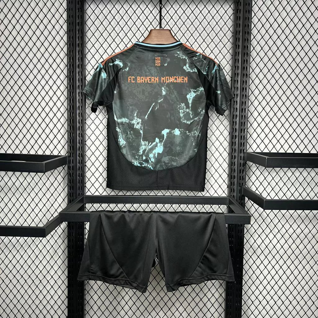 Conjunto Infantil Bayern de Munique 2024/25 II Torcedor