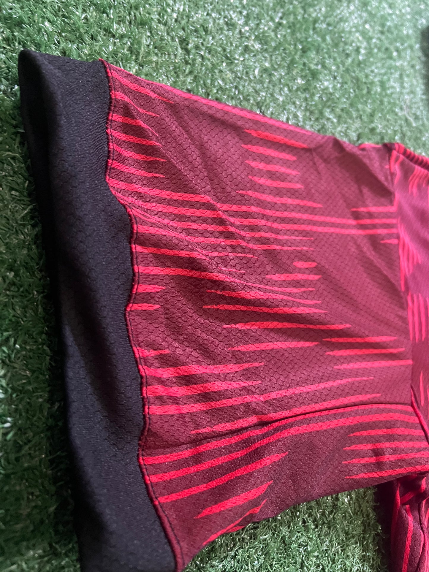 Camisa Brasil alternativa vermelha-modelo Básico 26/27 - Torcedor | FutMantos