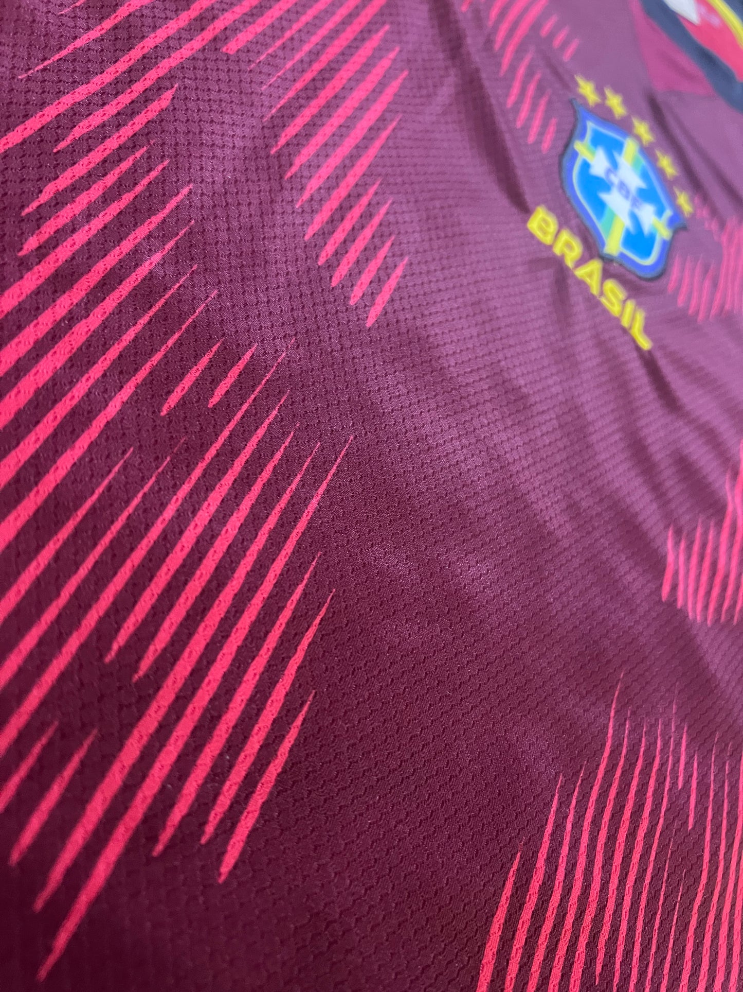 Camisa Brasil alternativa vermelha-modelo Básico 26/27 - Torcedor | FutMantos