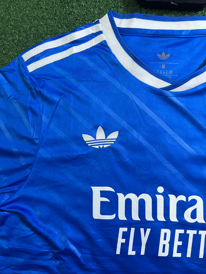 Real Madrid III 25/26 Torcedor Masculina Azul | FutMantos
