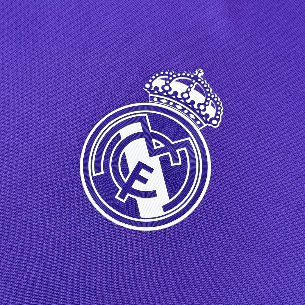 Kit Infantil Real Madrid 2016/17 II