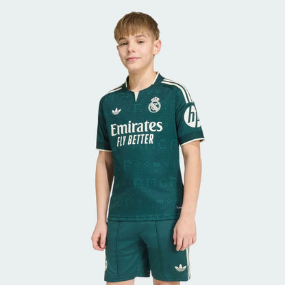 Kit Infantil Real Madrid 2026/27 II