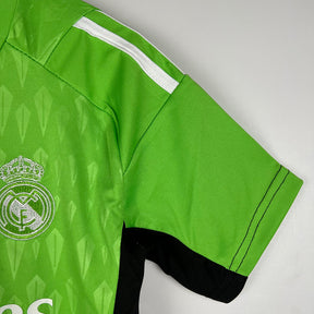 Kit Infantil Real Madrid 2023/24 - Goleiro | Futmantos