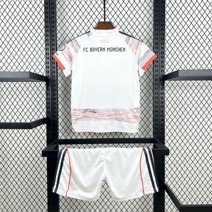 Kit Infantil Bayern de Munique II 2025/26 | Futmantos