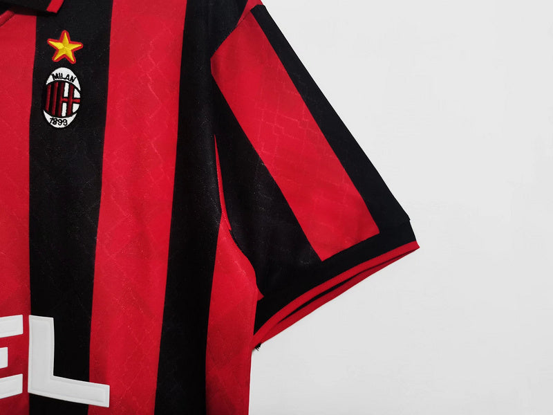 Camisa Milan Retrô 1995/1996 Vermelha e Preta - Lotto | Futmantos