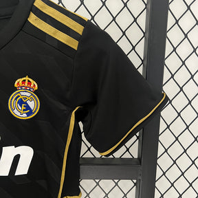 Kit Infantil Real Madrid I 2011/12 - Retrô | Futmantos