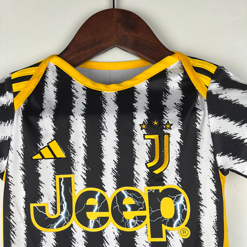 Body de Bebê Juventus 23/24 - Branco/Preto/Amarelo | Futmantos