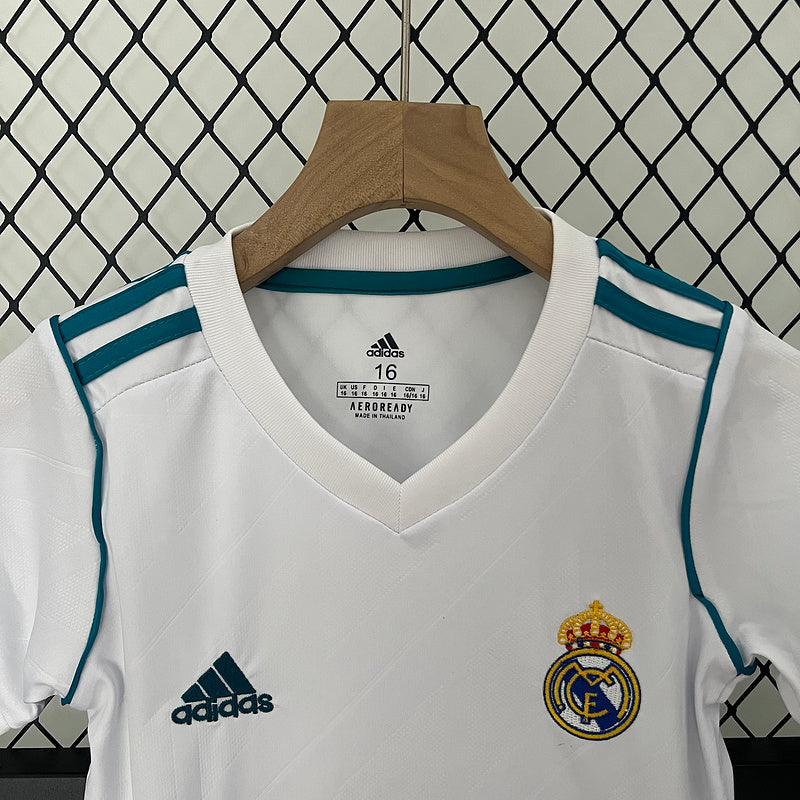 Kit Infantil Real Madrid 2017/18 - Retrô | Futmantos