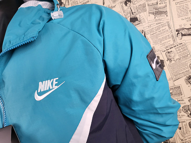 Corta Vento Nike - Azul