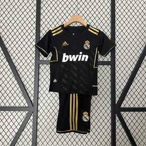 Kit Infantil Real Madrid I 2011/12 - Retrô | Futmantos