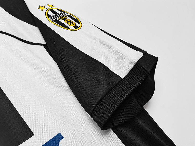 Camisa Juventus Retrô 1997/1998 - Preta/Branca | Futmantos