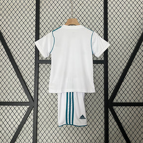 Kit Infantil Real Madrid 2017/18 - Retrô | Futmantos