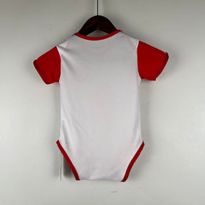 Body de Bebê Bayern de Munique 23/24 -Branco/Vermelho | Futmantos