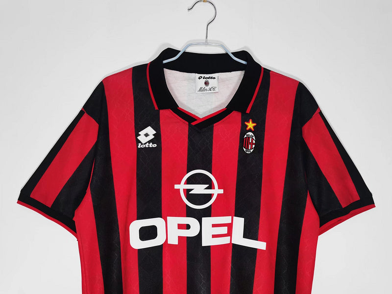 Camisa Milan Retrô 1995/1996 Vermelha e Preta - Lotto | Futmantos