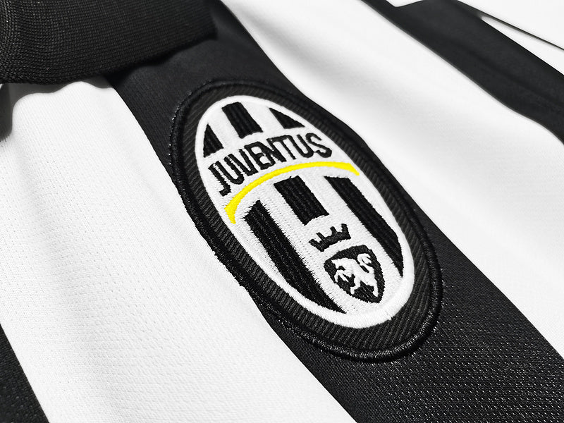 Camisa Juventus Retrô 2014/2015 - Preta/Branca | Futmantos