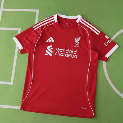 Camisa Liverpool I 25/26 - Vermelha CHAMPIONS 24/25 & Gold Trophy  | Futmantos