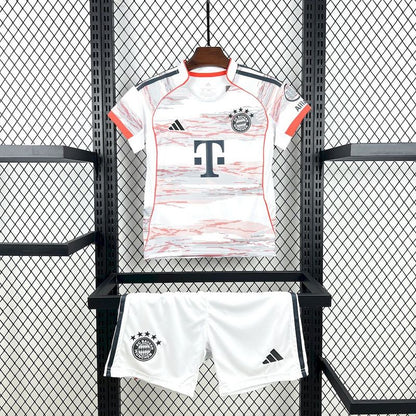 Kit Infantil Bayern de Munique II 2025/26 | Futmantos