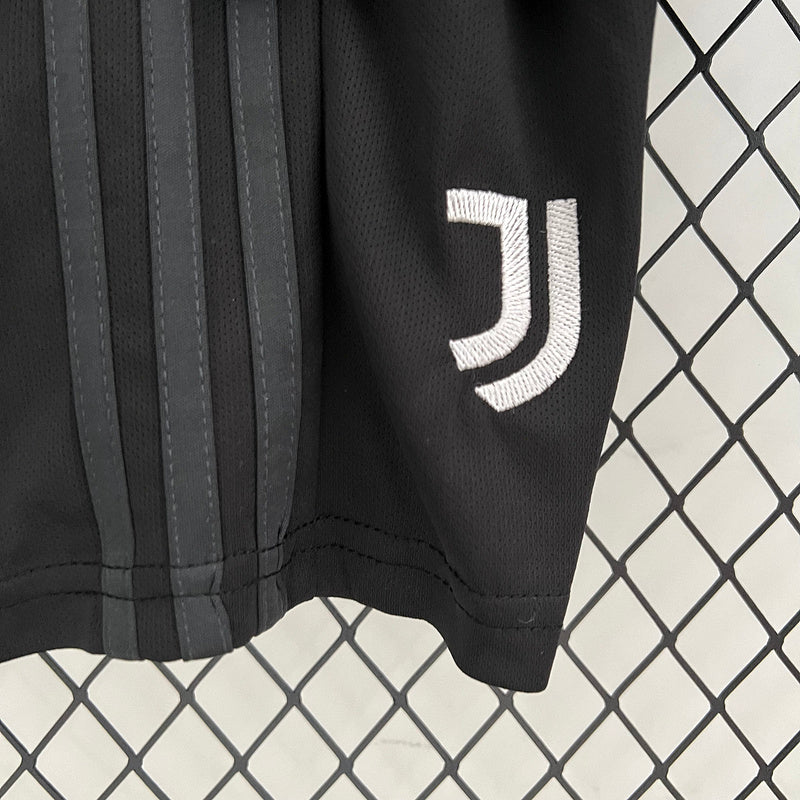 Kit Infantil Juventus - 2023/24 | Futmantos