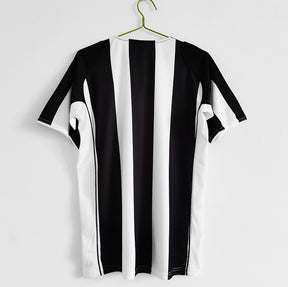 Camisa Juventus Retrô 2004/2005 - Preta/Branca | Futmantos