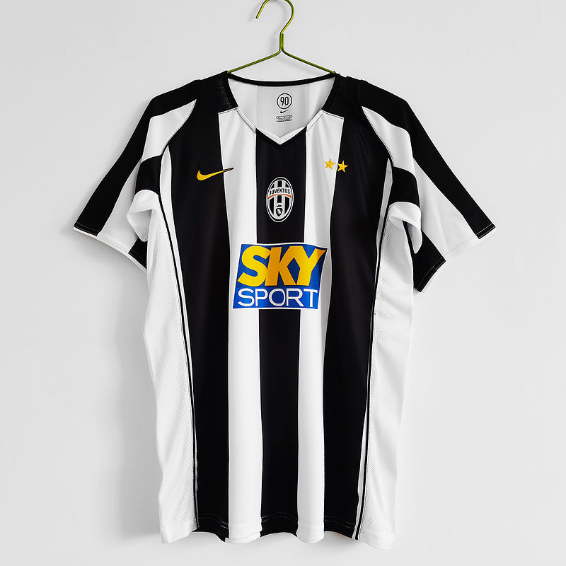 Camisa Juventus Retrô 2004/2005 - Preta/Branca | Futmantos