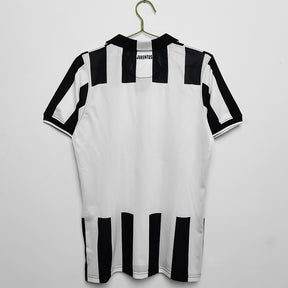 Camisa Juventus Retrô 2014/2015 - Preta/Branca | Futmantos