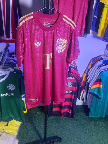 Camisa Bayern de Munique 125 anos - Vermelha|FutMantos