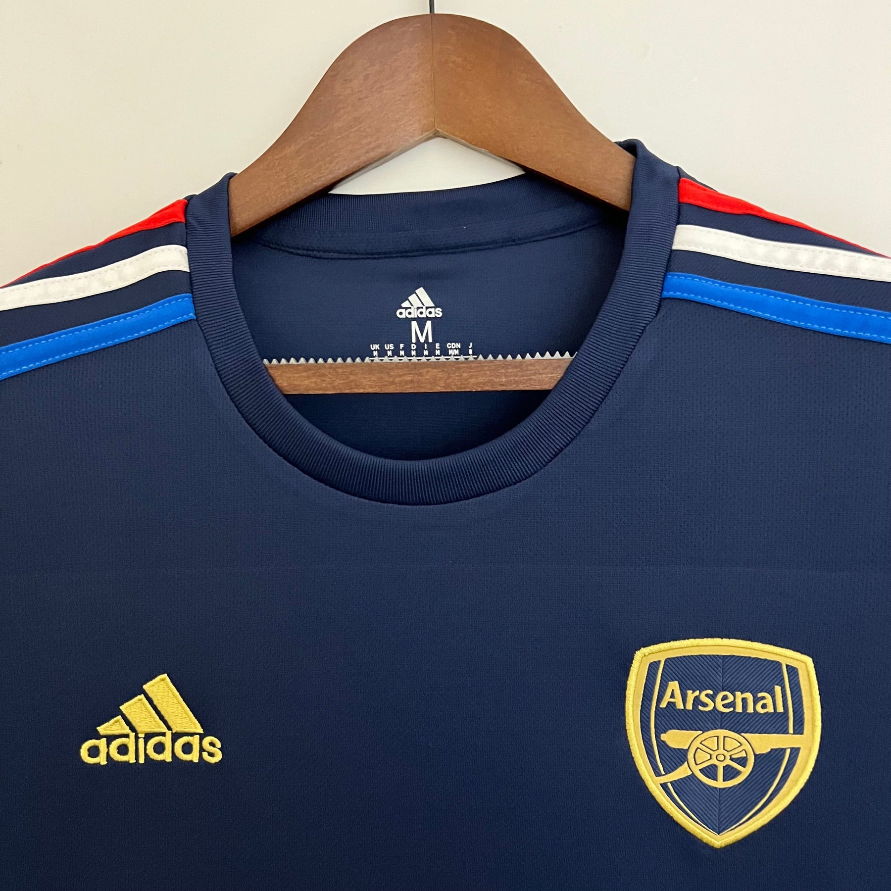 Camisa Arsenal [France Edition] 23/24 Adidas - Azul | Futmantos