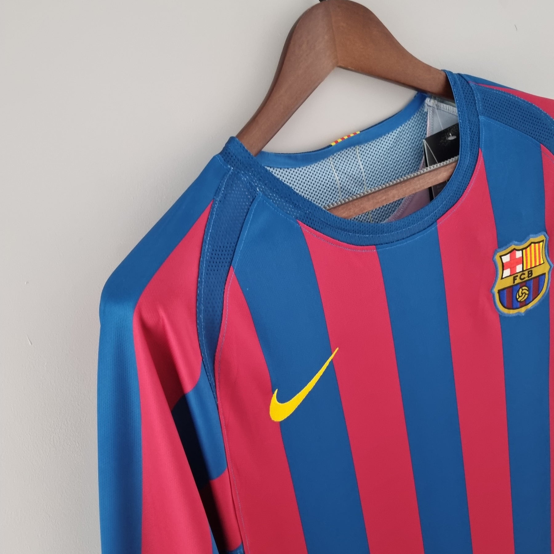 Camisa Manga Longa Barcelona 05/06 Nike - Grená | Futmantos