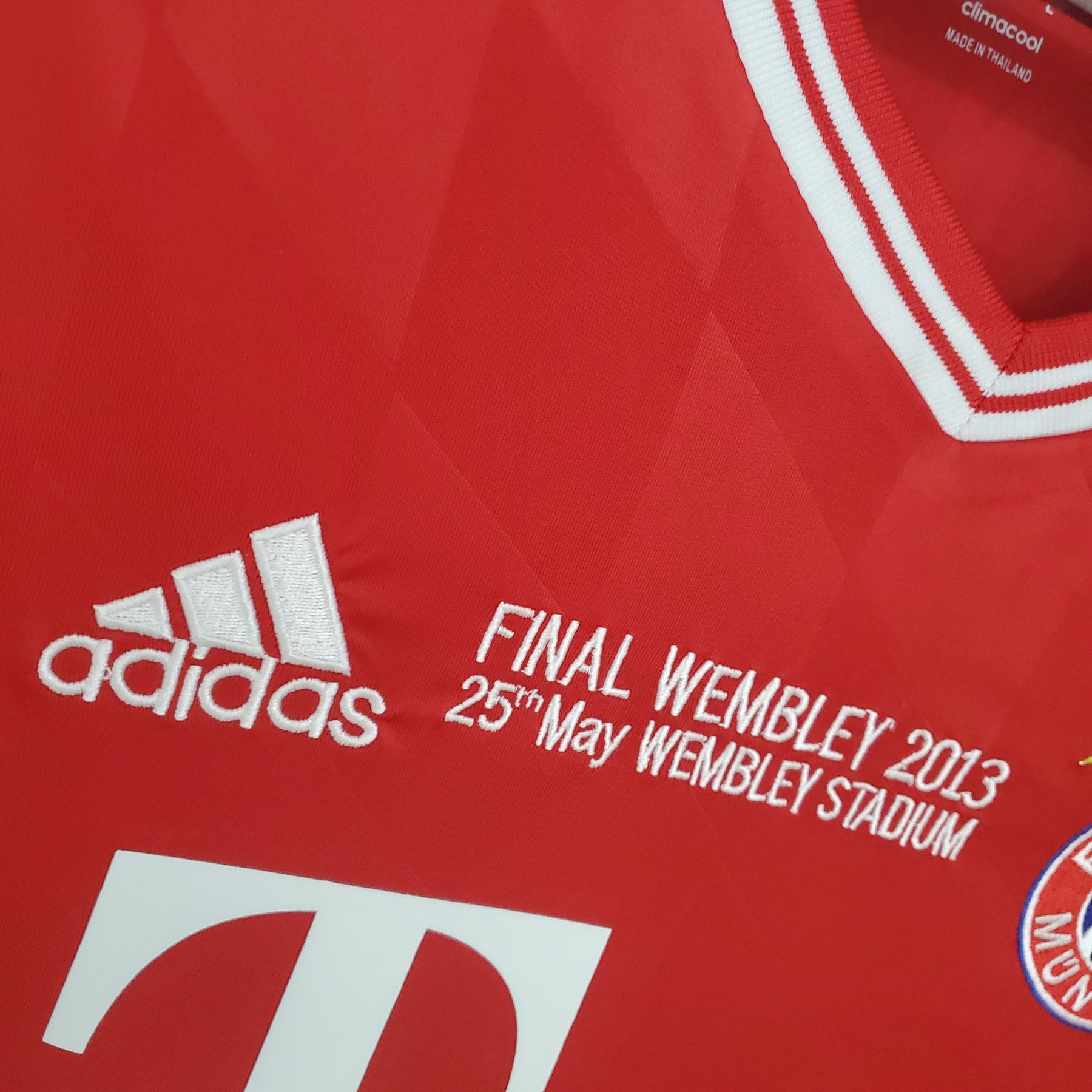 Camisa Manga Longa Bayern de Munique Champions League 2013/14 Adidas - Vermelha | Futmantos