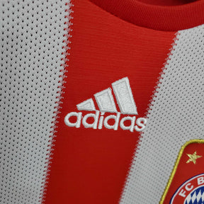 Camisa Bayern de Munique Retrô 2010/2011 Vermelha e Branca - Adidas | Futmantos