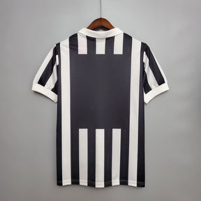 Camisa Juventus Retrô 1984/1985 Preta e Branca - Kappa | Futmantos