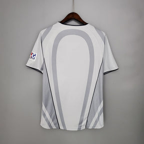 Camisa PSG Retrô 2001/2002 Branca e Cinza - Nike | Futmantos