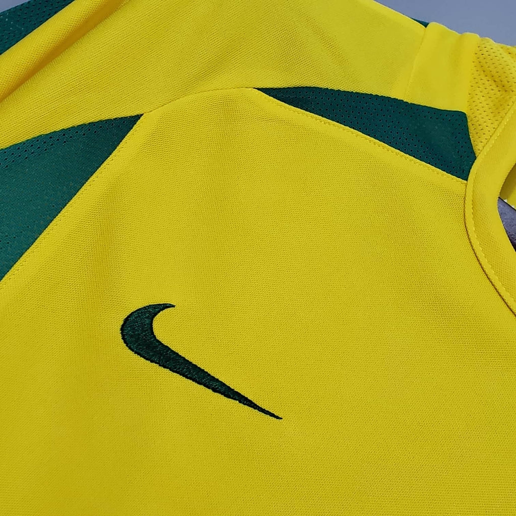 Camisa Seleção Brasileira Retrô 2002 Amarela - Nike | Futmantos